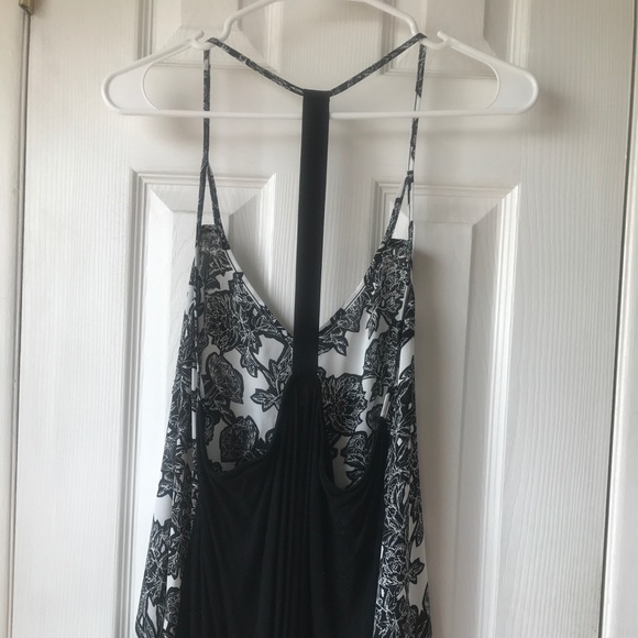 Express floral tank top with sequins - Picture 4 of 4